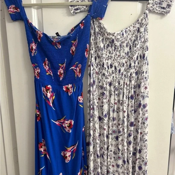 Floral Maxi Dresses - Blue and White - Picture 1 of 8